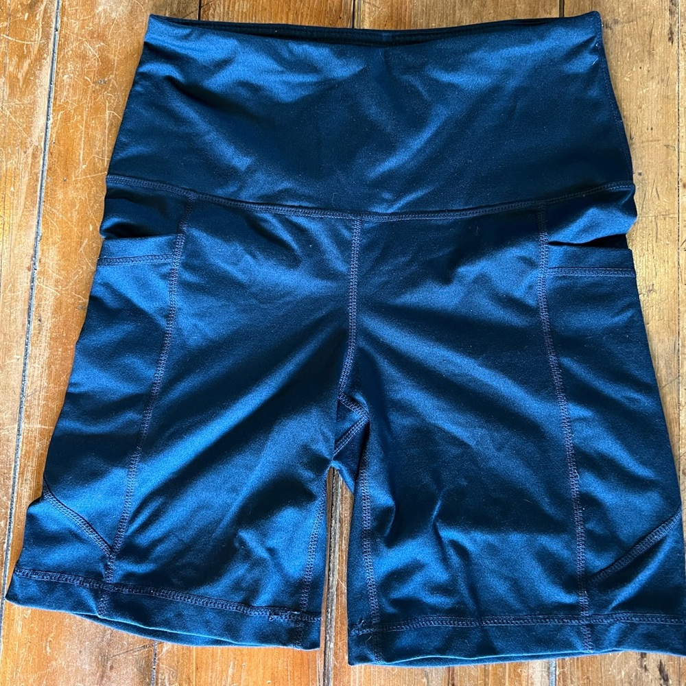 Velocity, Woman’s, Navy Blue, Activewear Shorts with Side Pockets. Size Small